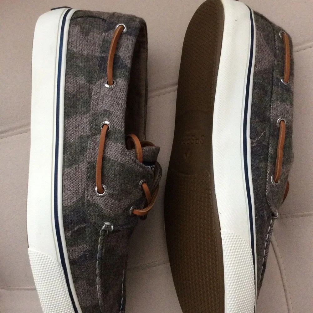 “NIB” Sperry Men’s Boat Shoe